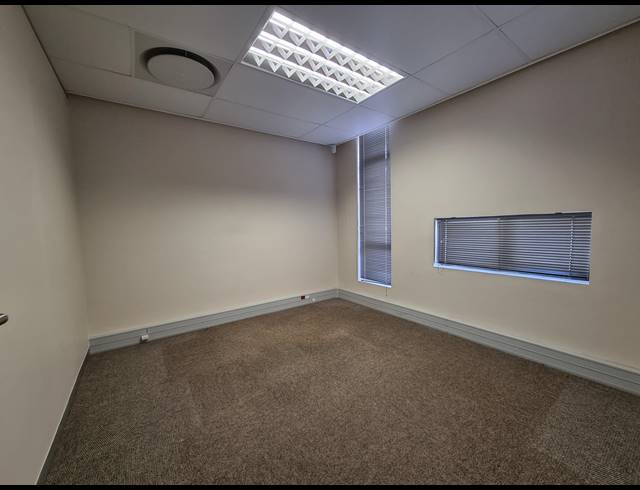 102M² OFFICE RENTED IN CENTURY CITY